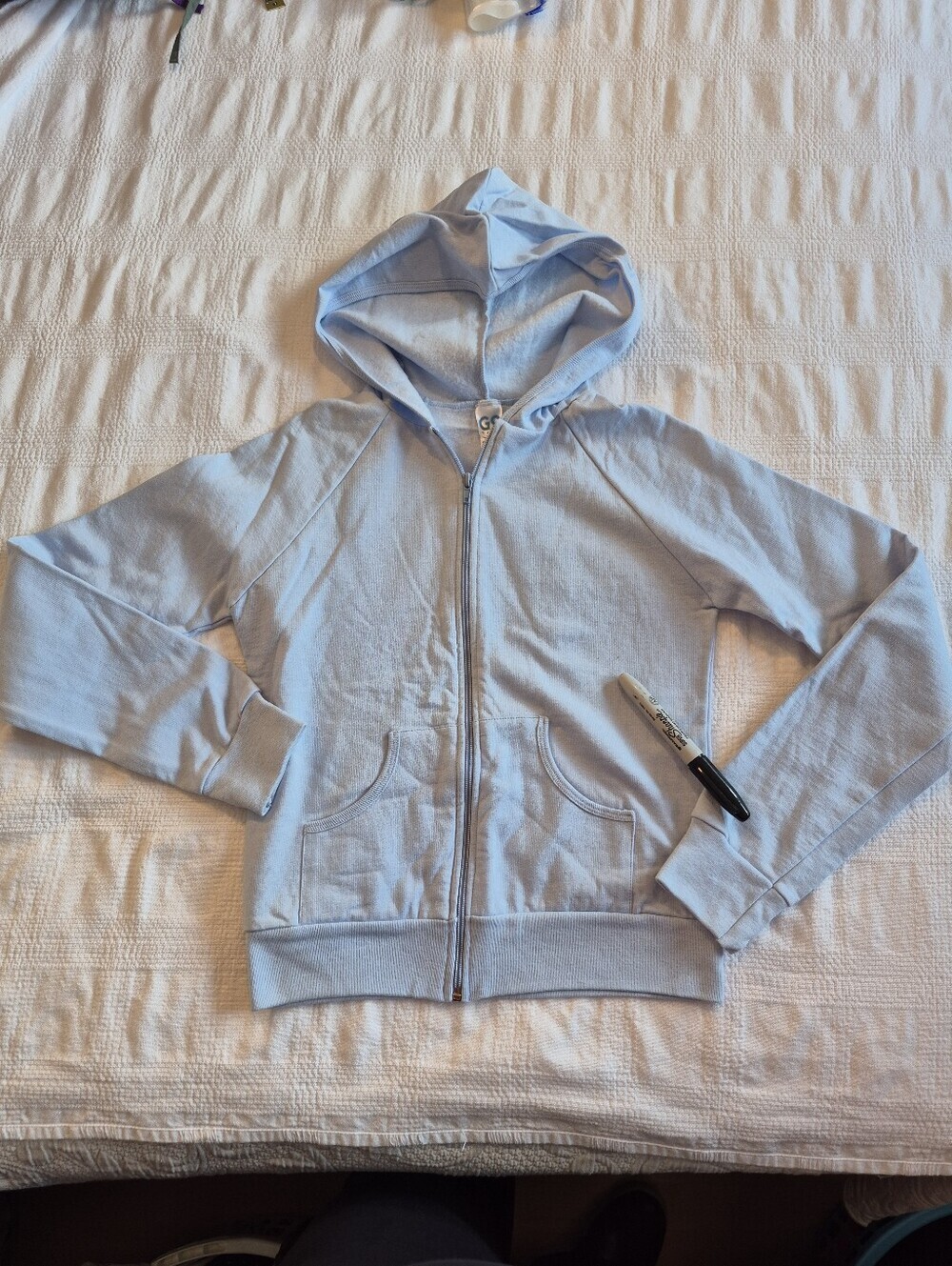G9 girl Juniors Small blue hoodie, GUC has 1 tiny spot otherwise VGUC